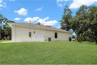 619 Sheldon Ave, Lehigh Acres, FL 33936 - Photo 5