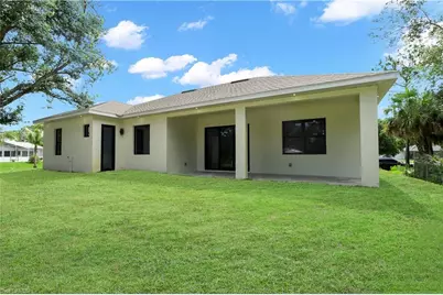 619 Sheldon Ave, Lehigh Acres, FL 33936 - Photo 7