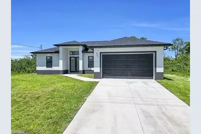 467 Paddock St, Lehigh Acres, FL 33974 - Photo 1