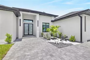 610 NW 2nd Pl, Cape Coral, FL 33993 - Photo 9
