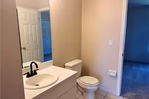 1209 SW 39th St, Cape Coral, FL 33914 - Photo 15
