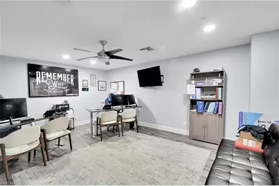 12165 Metro Pkwy #1-4, Fort Myers, FL 33966 - Photo 9