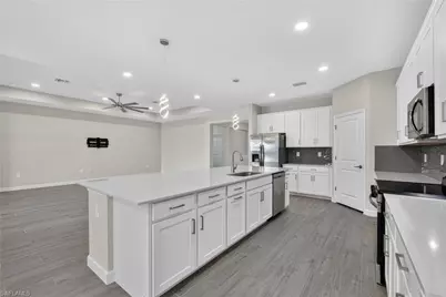 10625 Timber Creek Dr, Fort Myers, FL 33913 - Photo 13