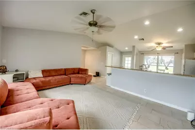 625 SW 11th Ter, Cape Coral, FL 33991 - Photo 21