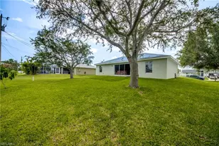 625 SW 11th Terrace, Cape Coral, FL 33991 - Photo 49