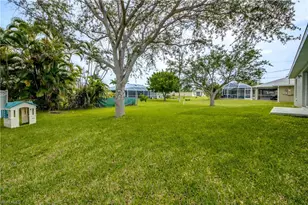 625 SW 11th Terrace, Cape Coral, FL 33991 - Photo 45