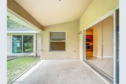 1726 Trafalgar Pkwy, Cape Coral, FL 33991 - Photo 35
