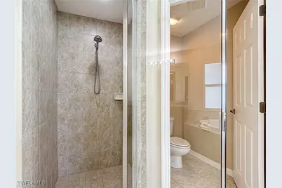 1726 Trafalgar Pkwy, Cape Coral, FL 33991 - Photo 27