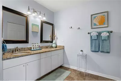 301 SE 30th Ter, Cape Coral, FL 33904 - Photo 17