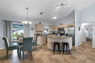 301 SE 30th Terrace, Cape Coral, FL 33904 - Photo 9