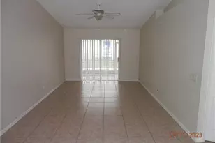 2410 NE 6th St, Cape Coral, FL 33909 - Photo 7