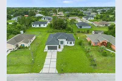 3513 20 St SW, Lehigh Acres, FL 33976 - Photo 7