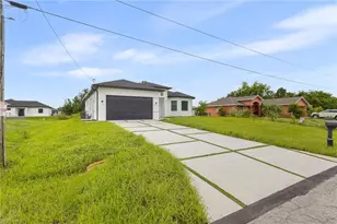 3513 20th St SW, Lehigh Acres, FL 33976 - Photo 3