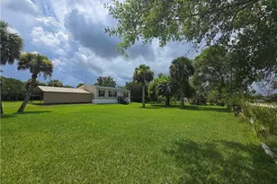 1163 Saddle Ln, Moore Haven, FL 33471 - Photo 3