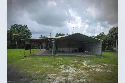 1163 Saddle Ln, Moore Haven, FL 33471 - Photo 5