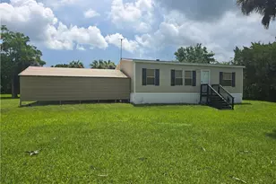 1163 Saddle Ln, Moore Haven, FL 33471 - Photo 1