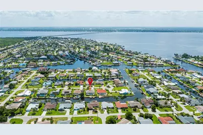 2606 SE 21st Ave, Cape Coral, FL 33904 - Photo 5