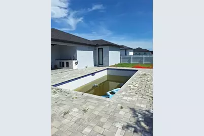 404 Chiquita Blvd N, Cape Coral, FL 33993 - Photo 13