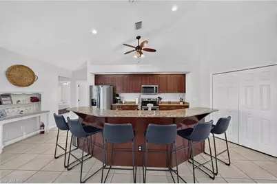 519 NE 19th Ter, Cape Coral, FL 33909 - Photo 9