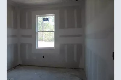 702 E 15th St, Lehigh Acres, FL 33972 - Photo 11