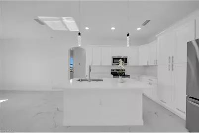 800 Pine Ave, Lehigh Acres, FL 33972 - Photo 15