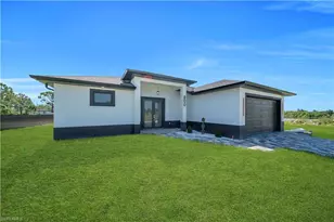 800 Pine Ave, Lehigh Acres, FL 33972 - Photo 7