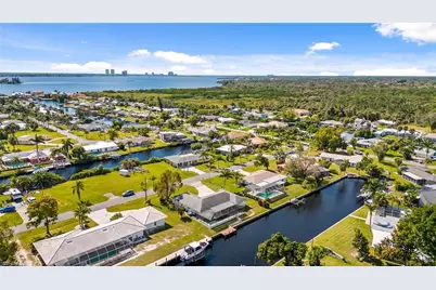 1729 Cascade Way N, North Fort Myers, FL 33917 - Photo 29