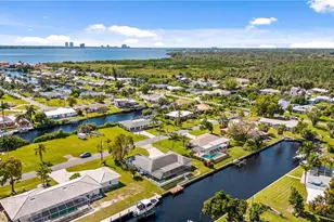 1729 Cascade Way N, North Fort Myers, FL 33917 - Photo 29