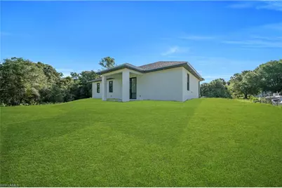 1405 Palmetto Ave, Lehigh Acres, FL 33972 - Photo 37