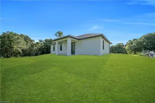 1405 Palmetto Ave, Lehigh Acres, FL 33972 - Photo 37
