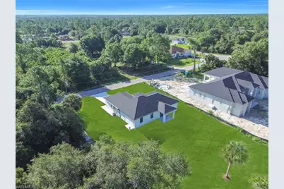 1405 Palmetto Ave, Lehigh Acres, FL 33972 - Photo 45