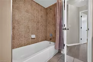 718 SW 35th Terrace, Cape Coral, FL 33914 - Photo 13