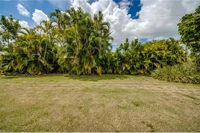 1140 SW 42nd Ter, Cape Coral, FL 33914 - Photo 43