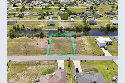 3000 NE 1st Pl, Cape Coral, FL 33909 - Photo 5