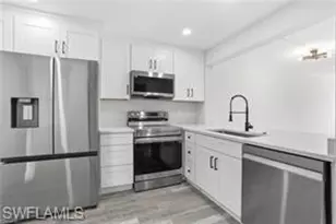 1085 Forest Lakes Dr, Naples, FL 34105 - Photo 5