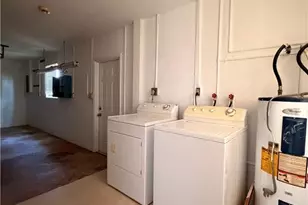 18433 Iris Rd, Fort Myers, FL 33967 - Photo 5