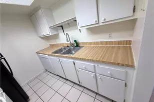 12636 Kenwood Ln, Fort Myers, FL 33907 - Photo 9