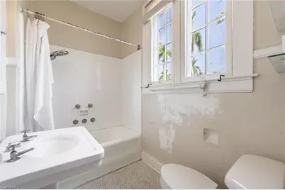 2644 Providence St, Fort Myers, FL 33916 - Photo 9
