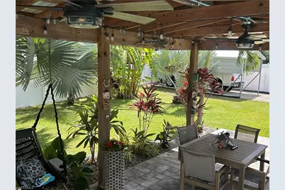 1343 Woodmere Ln, Fort Myers, FL 33919 - Photo 11