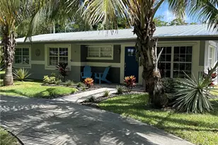 1343 Woodmere Ln, Fort Myers, FL 33919 - Photo 3