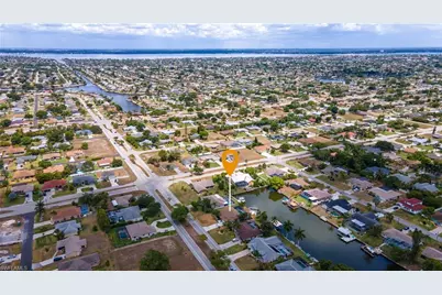 618 W Archer Pkwy, Cape Coral, FL 33904 - Photo 29