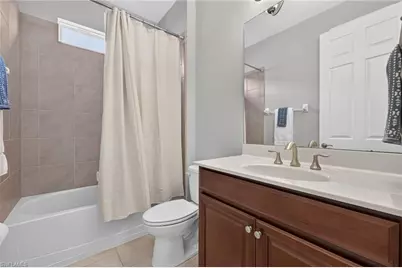 3000 Sunset Pointe Cir, Cape Coral, FL 33914 - Photo 23