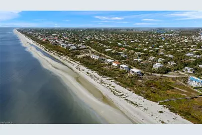 466 E Gulf Dr, Sanibel, FL 33957 - Photo 13