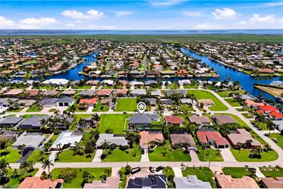 2315 SW 50th Ln, Cape Coral, FL 33914 - Photo 35