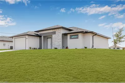 1055 Pluto Ct, Labelle, FL 33935 - Photo 9