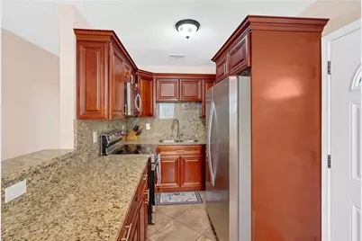 1847 Maple Dr, Fort Myers, FL 33907 - Photo 9