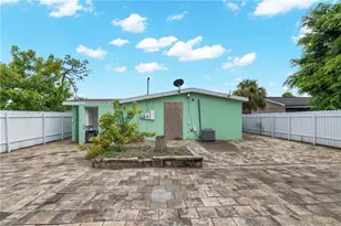 1847 Maple Dr, Fort Myers, FL 33907 - Photo 29