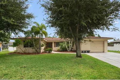1444 Covington Cir W, Fort Myers, FL 33919 - Photo 1