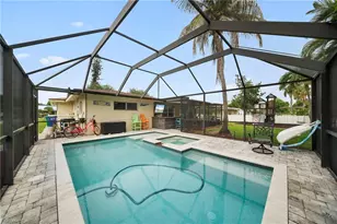 1444 Covington Cir W, Fort Myers, FL 33919 - Photo 25