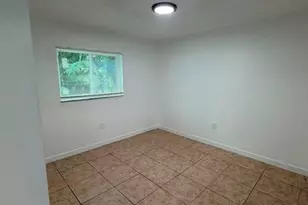 2148 Dora St, Fort Myers, FL 33901 - Photo 5